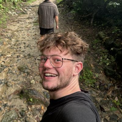 Looking for a flat - zone 1 or 2 Main Photo