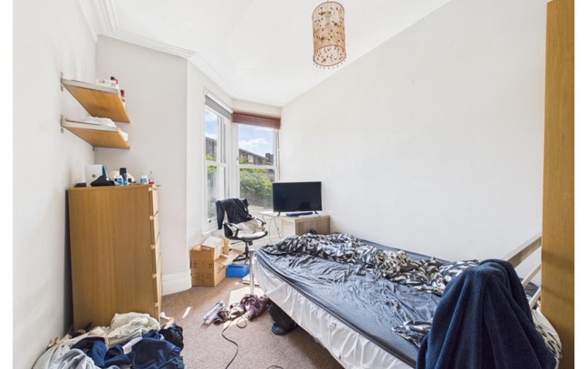 Room in Hotwells Available Immediately Main Photo
