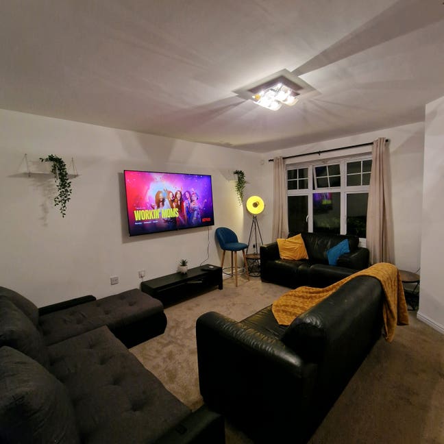 💥Massive Double Bedroom Fallowfield💥 Main Photo