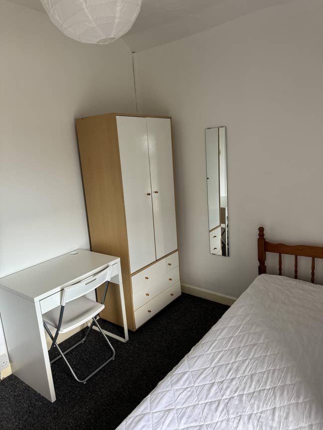 Beautiful Furnished 5 Bed House Treforest  Main Photo