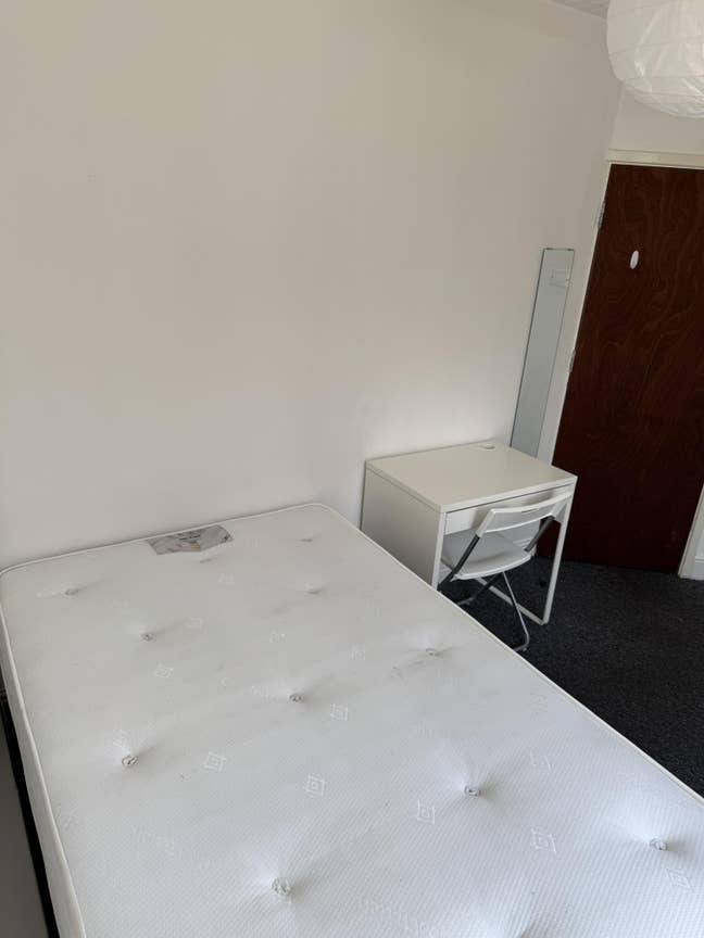 Beautiful Furnished 5 Bed House Treforest  Main Photo