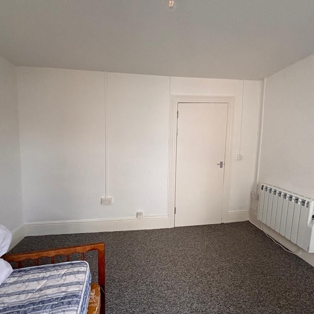 Double room available  Main Photo