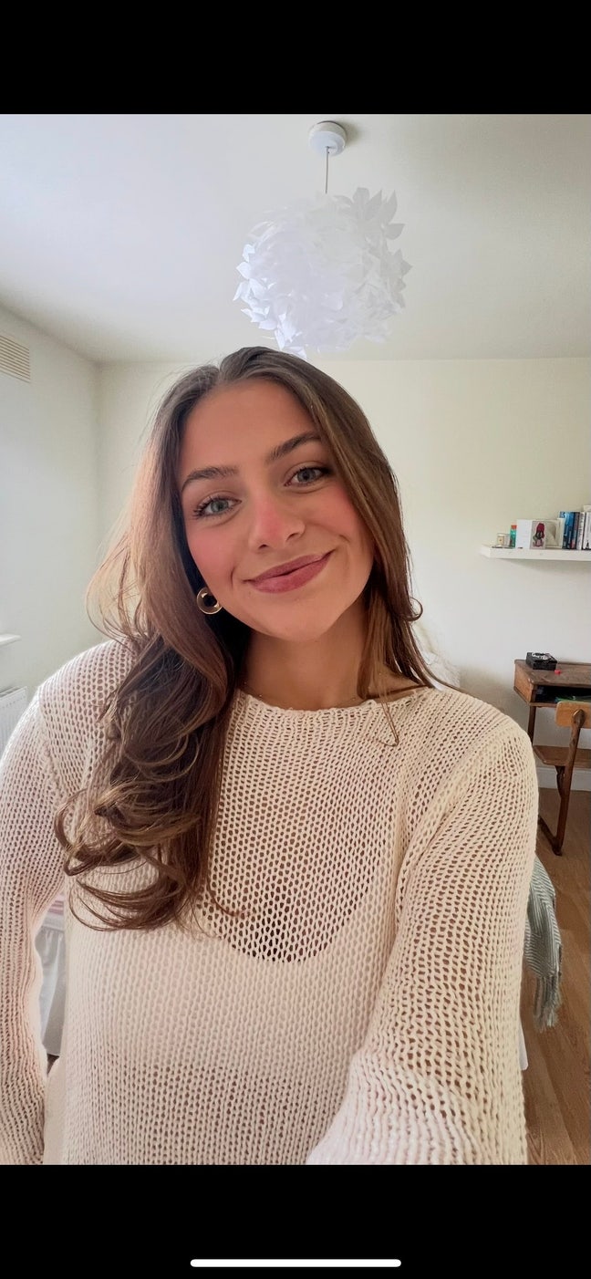 Young professional looking for a room in London.  Main Photo