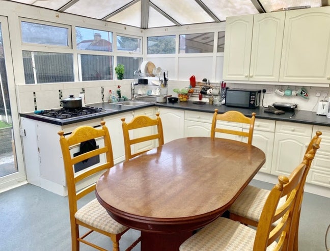 Ensuite large double room in Kingsbury  Main Photo