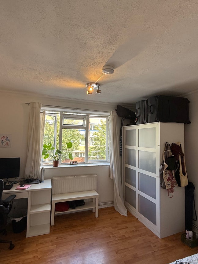 Room for single or couple in Kings Cross Main Photo