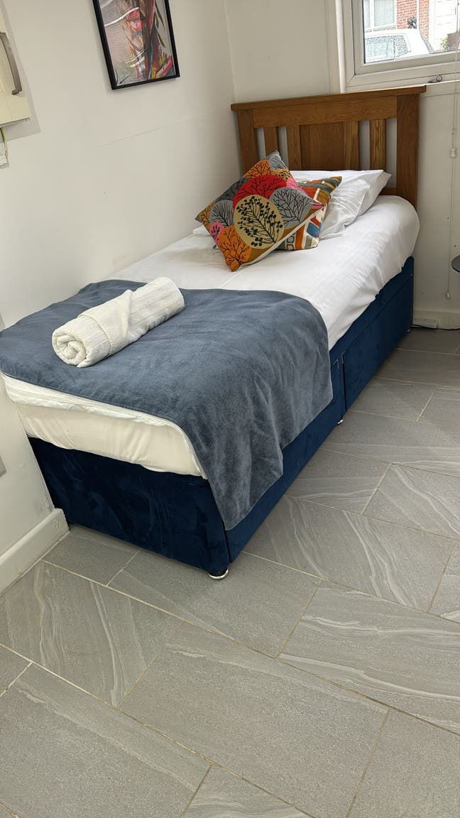 Large Ensuite Double Room- Kidlington Main Photo