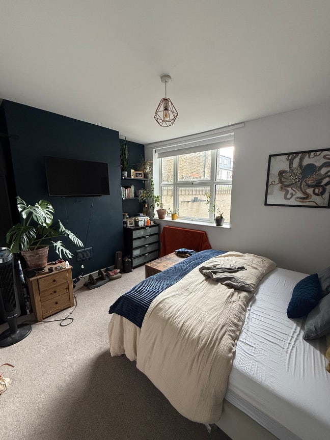 🌈Room Available - LGBT+  Flatshare in Walthamstow  Main Photo
