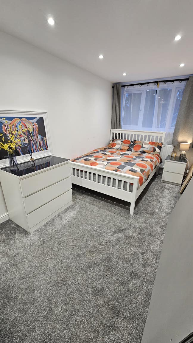 Room for rent. All bills included Main Photo