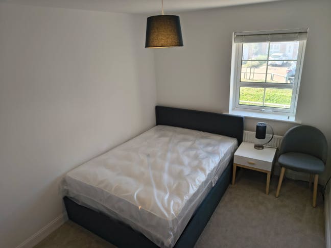 Bright Double Room in Detached House Richmond Park Main Photo