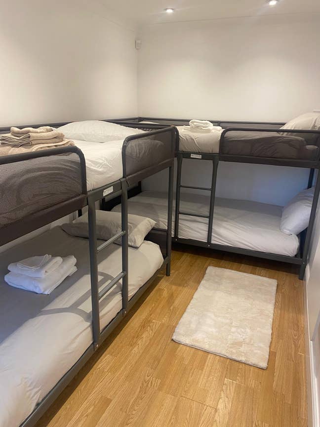 Bright Large Double Room–Flexible & Welcoming Home Main Photo