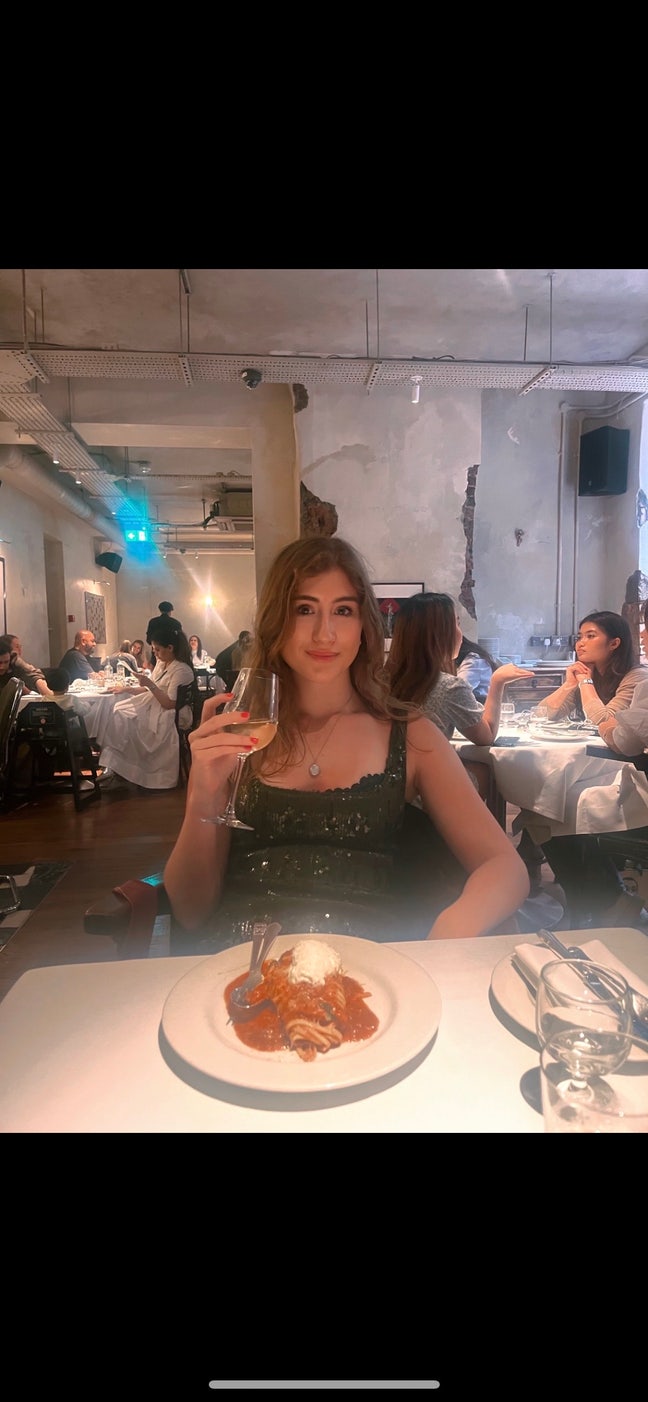 Flatmate wanted! Main Photo