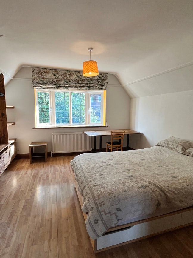 One double bedroom Main Photo