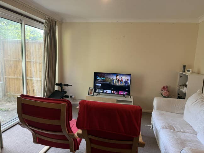 Room for Rent – Utilities Included Main Photo