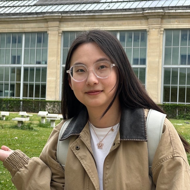 One Room in London Needed Main Photo