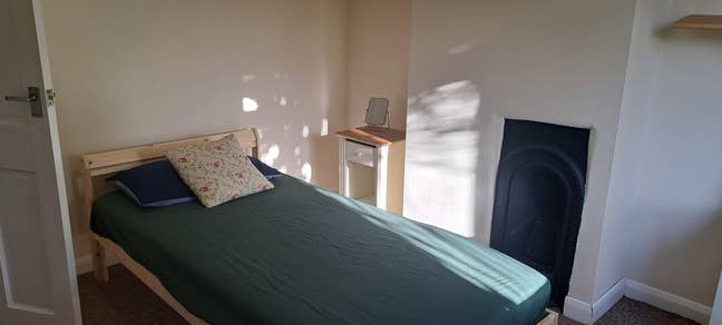 Single room in two bed victorian terrace Main Photo