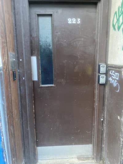 1 Double size bedroom rent Main Photo