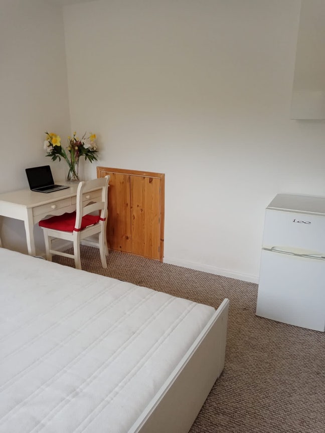 Double room available - Cambridge city centre Main Photo