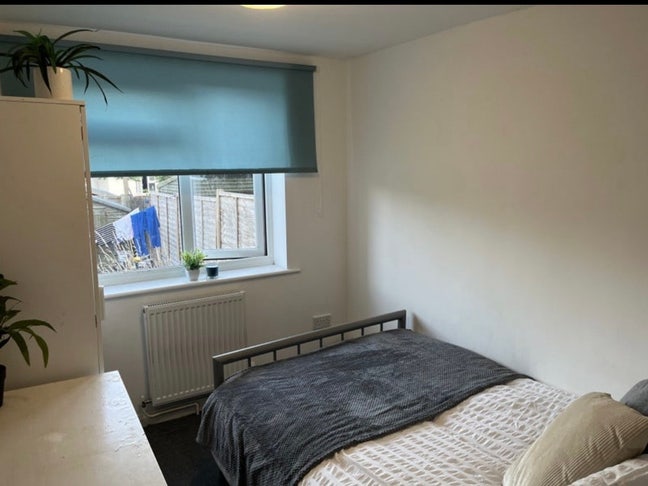 !!! Room available from 17 Sept till end of Oct Main Photo