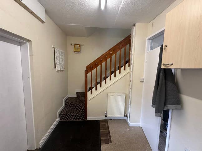 Rooms available  Main Photo