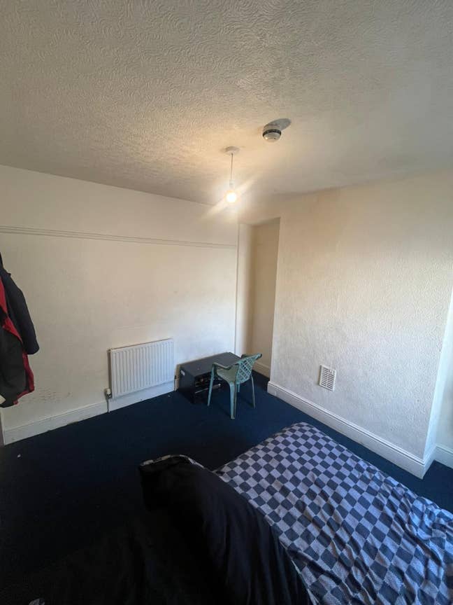 Room for single  Main Photo