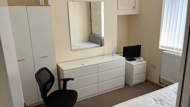 Single room for rent Shirebrook Main Photo