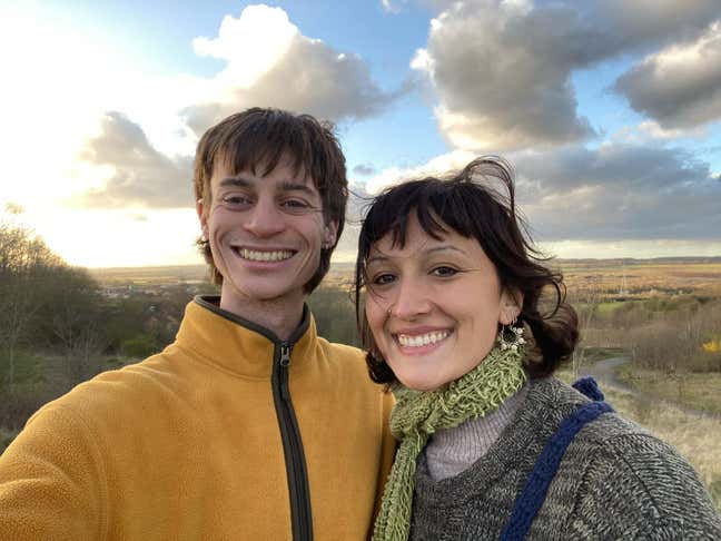 Couple looking for room in share house:-)  Main Photo