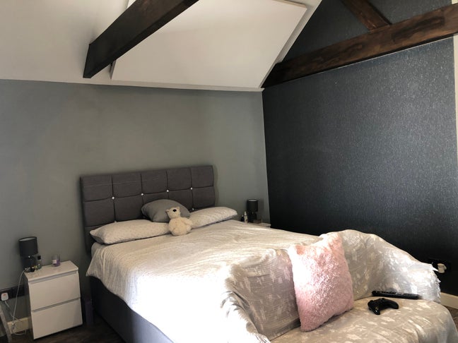 Beautifully Presented Double Room  Main Photo