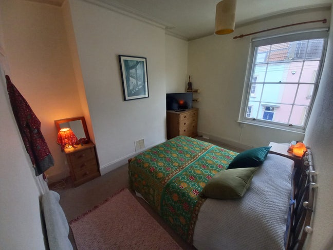 Cliftonwood happy houseshare Main Photo