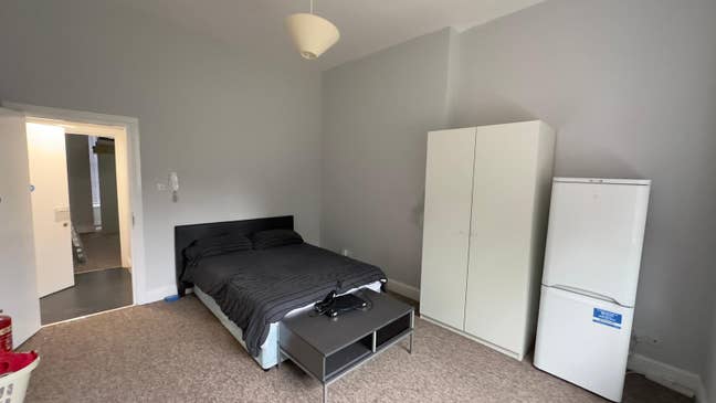 ✨ Large Double Room |Shared Garden + Living Room  Main Photo