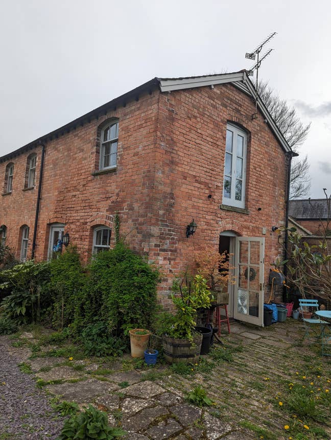 Cosy double room in characterful house Main Photo