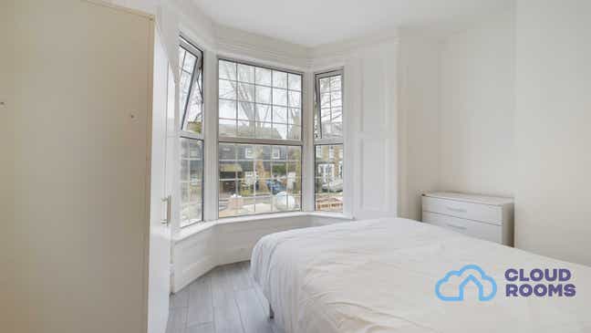 🏡 2 Double Rooms Available – Forest Gate, E7  🌳 Main Photo