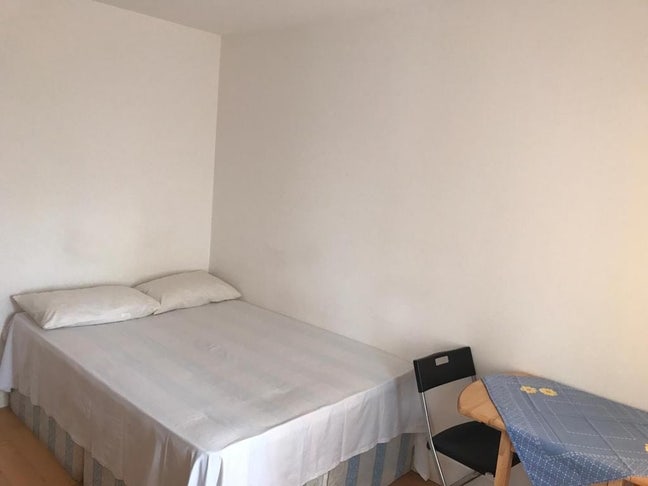 🛏️ Double room for single use in - Dollis Hill Main Photo