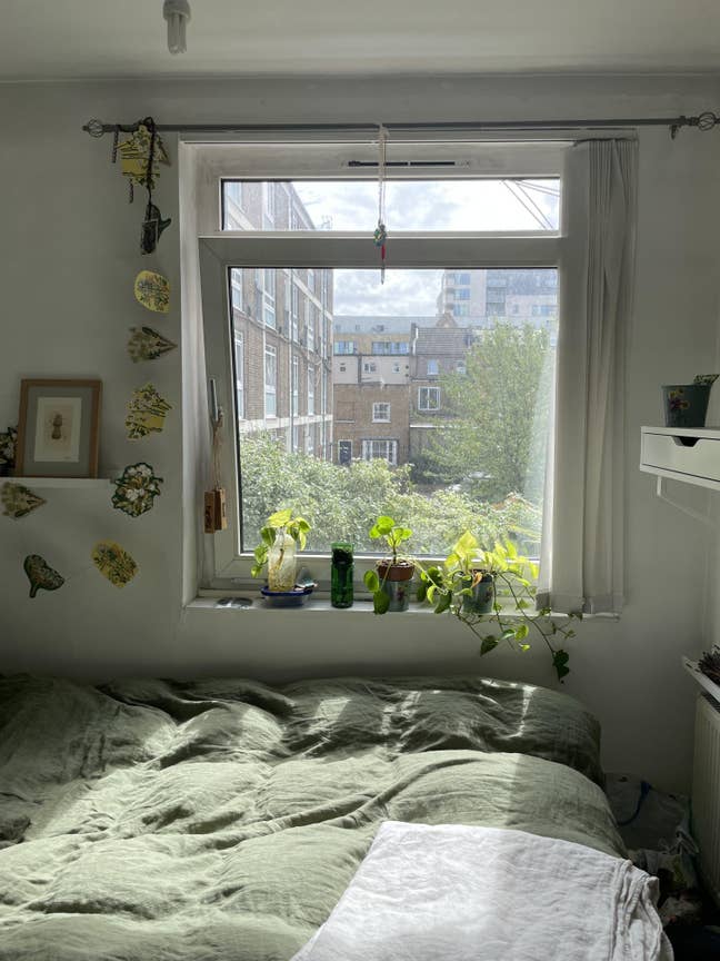 A sunny sublet in Bow, just off of Victoria park!  Main Photo