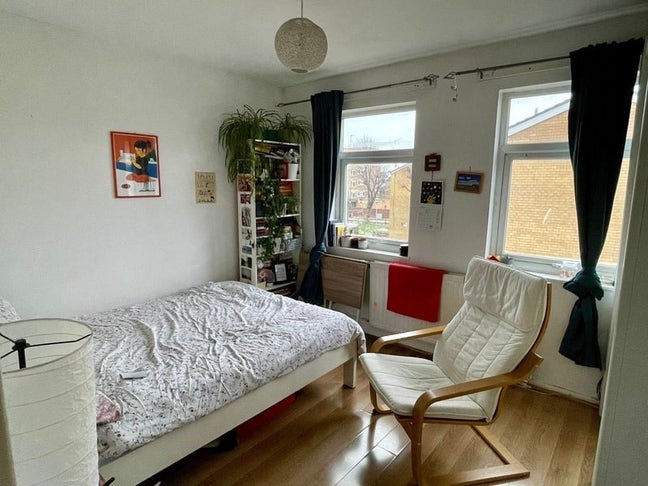 Bright Double Room in Dalston Main Photo
