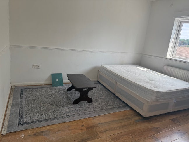Double Room / London Nunhead Green  Main Photo