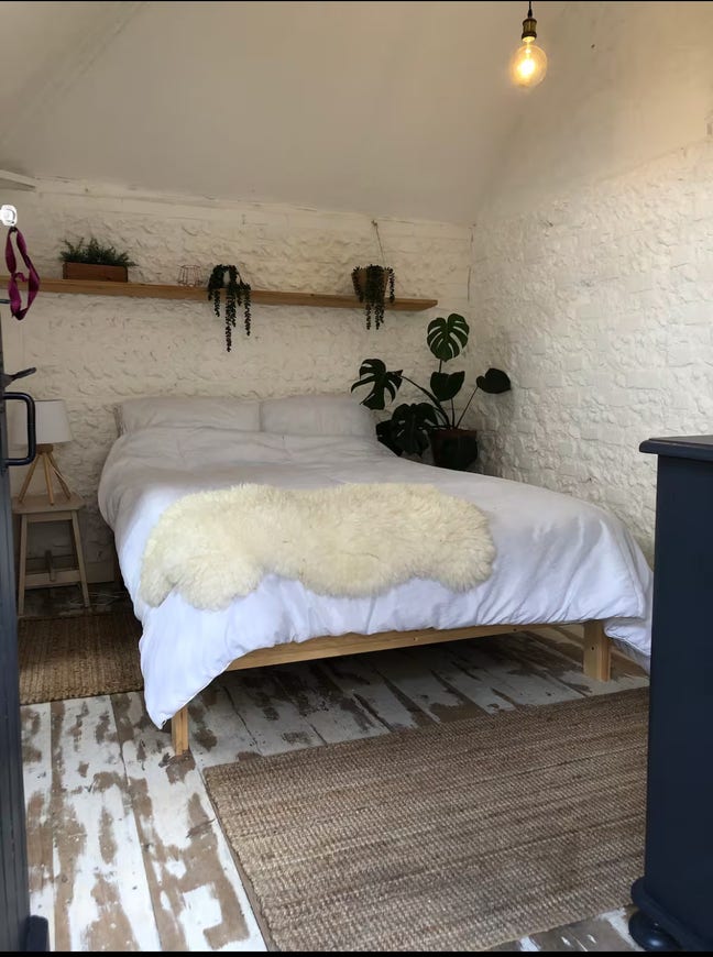Room in village near Lews, Dog welcome! Main Photo