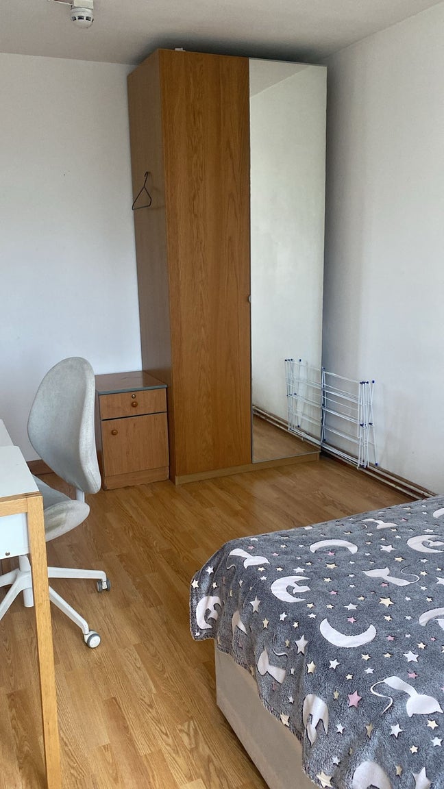 Double Room Near Aldgate East Station  Main Photo