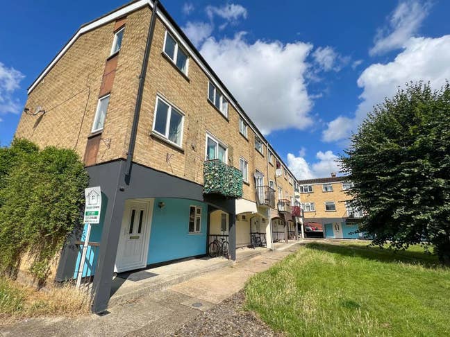 Lovely Rooms Available in Newmarket, CB8 (1SMS) Main Photo