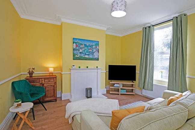 Recently refurbished HMO property Main Photo