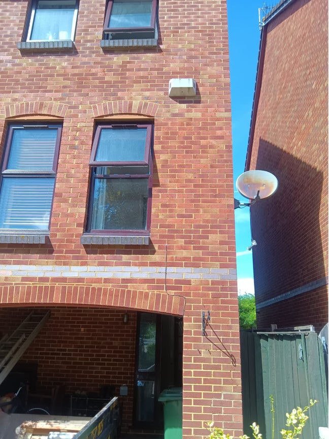 Double Room available Monday - Friday Main Photo