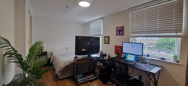 Double En Suite Room Available in Finsbury Park N4 Main Photo