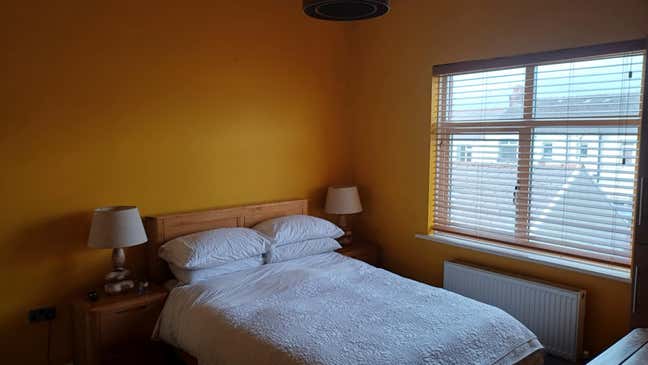 Double Room to let Main Photo