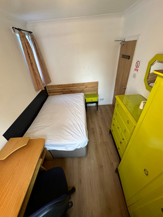 Rooms Close to Rgu from £355.00 Main Photo