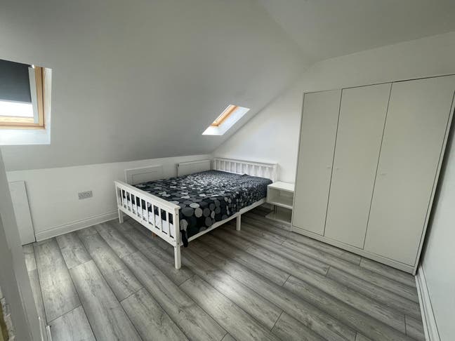 EnSuite Double Room 5 min to Turnpike Lane Station Main Photo