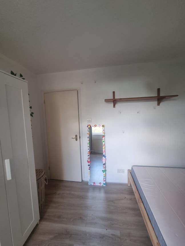 Double room in Edgware Main Photo