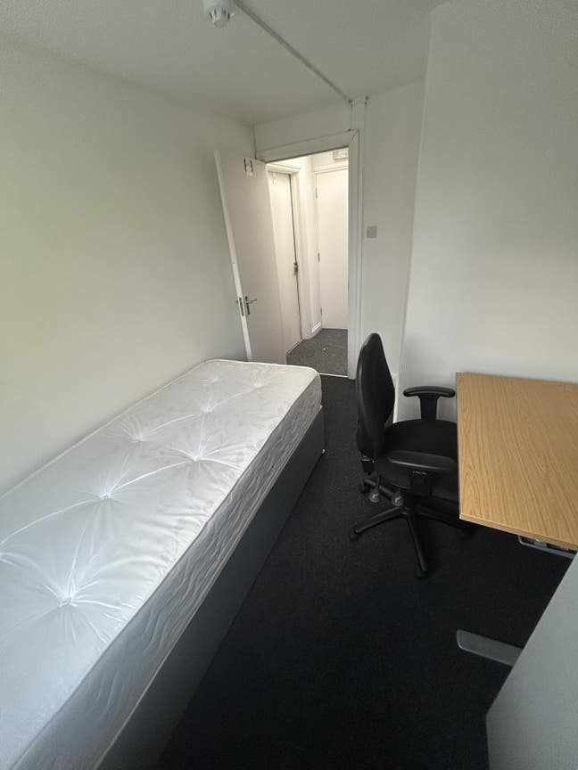 Single Bedroom available for rent in Bristol Main Photo