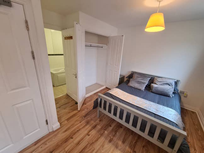 Modern Ensuite All Bills Inc, 8 min walk West Quay Main Photo