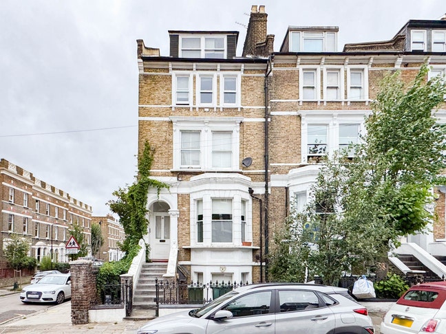 3 bedroom 2 bathrom apartment in NW5 Main Photo