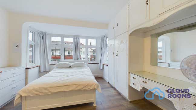 😍W5 Couple & Sgl Ealing Rooms Available😊 Main Photo
