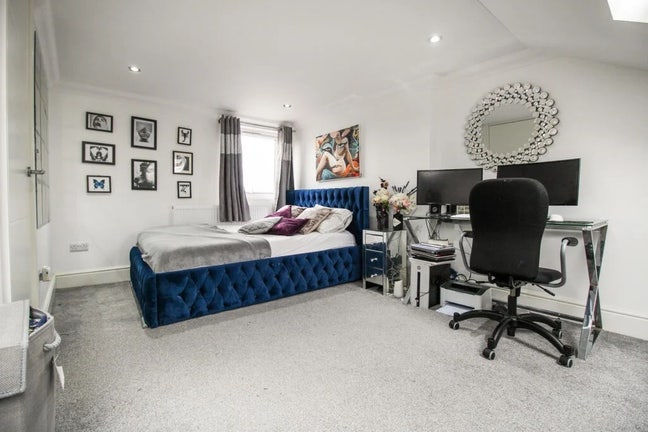 🏡 Beautiful Townhouse Overlooking Stratford Park Main Photo